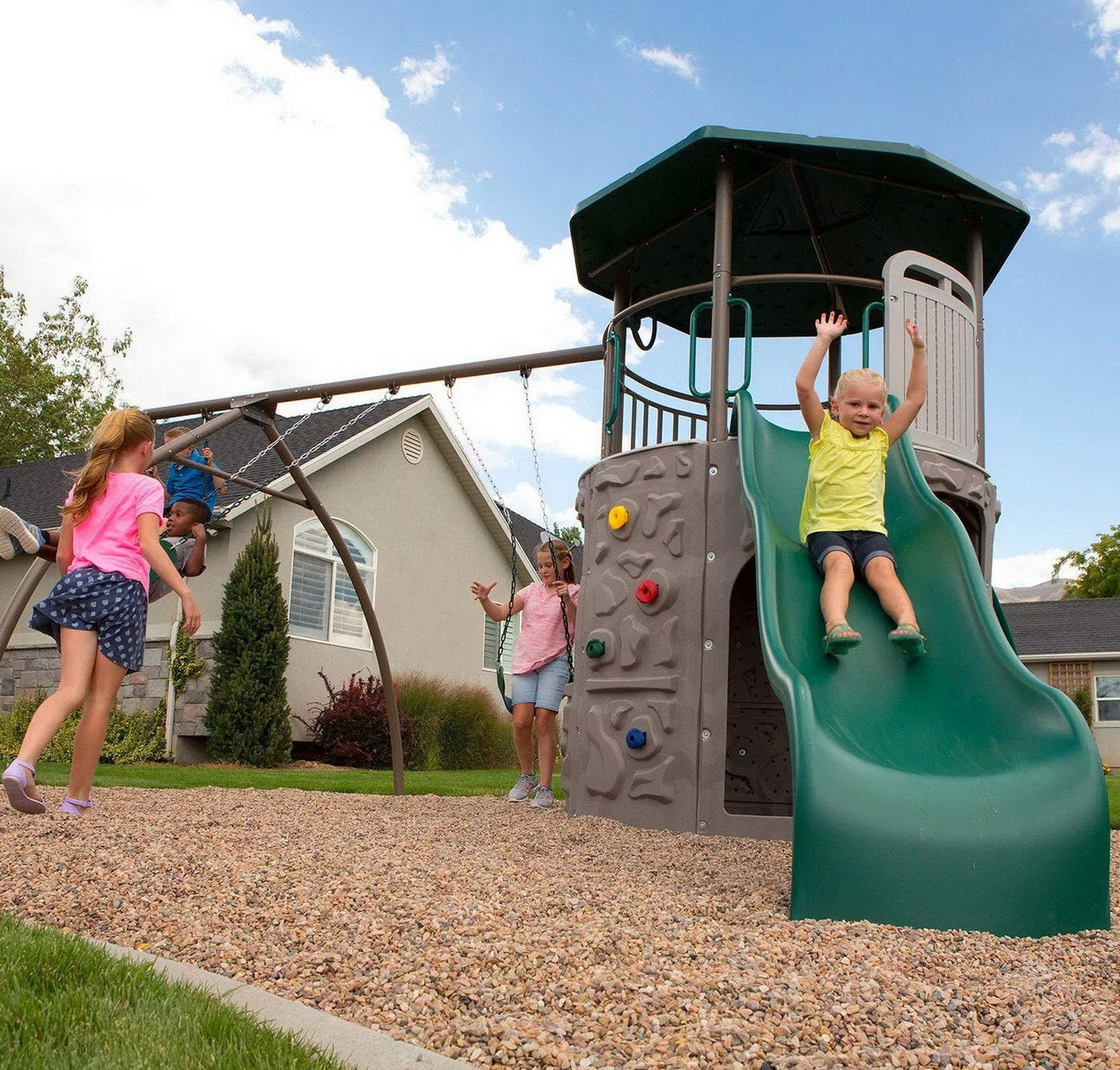 Huge Outdoor Playground Swing Set Climbing Tower Clubhouse Playset Swing Slide